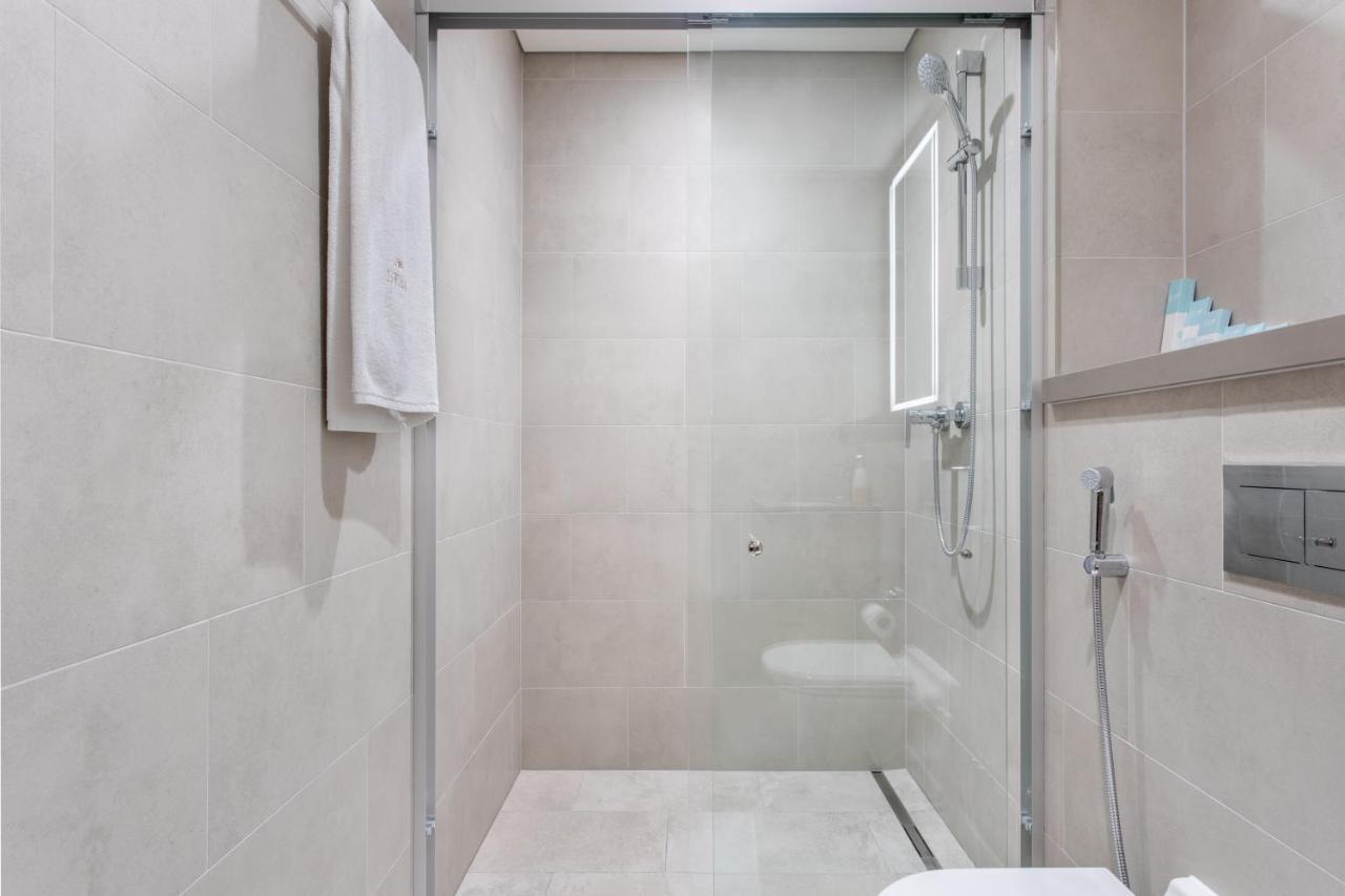 By Latinem Luxury 1br Wg1214 Near Burj Khalifa * Dubai