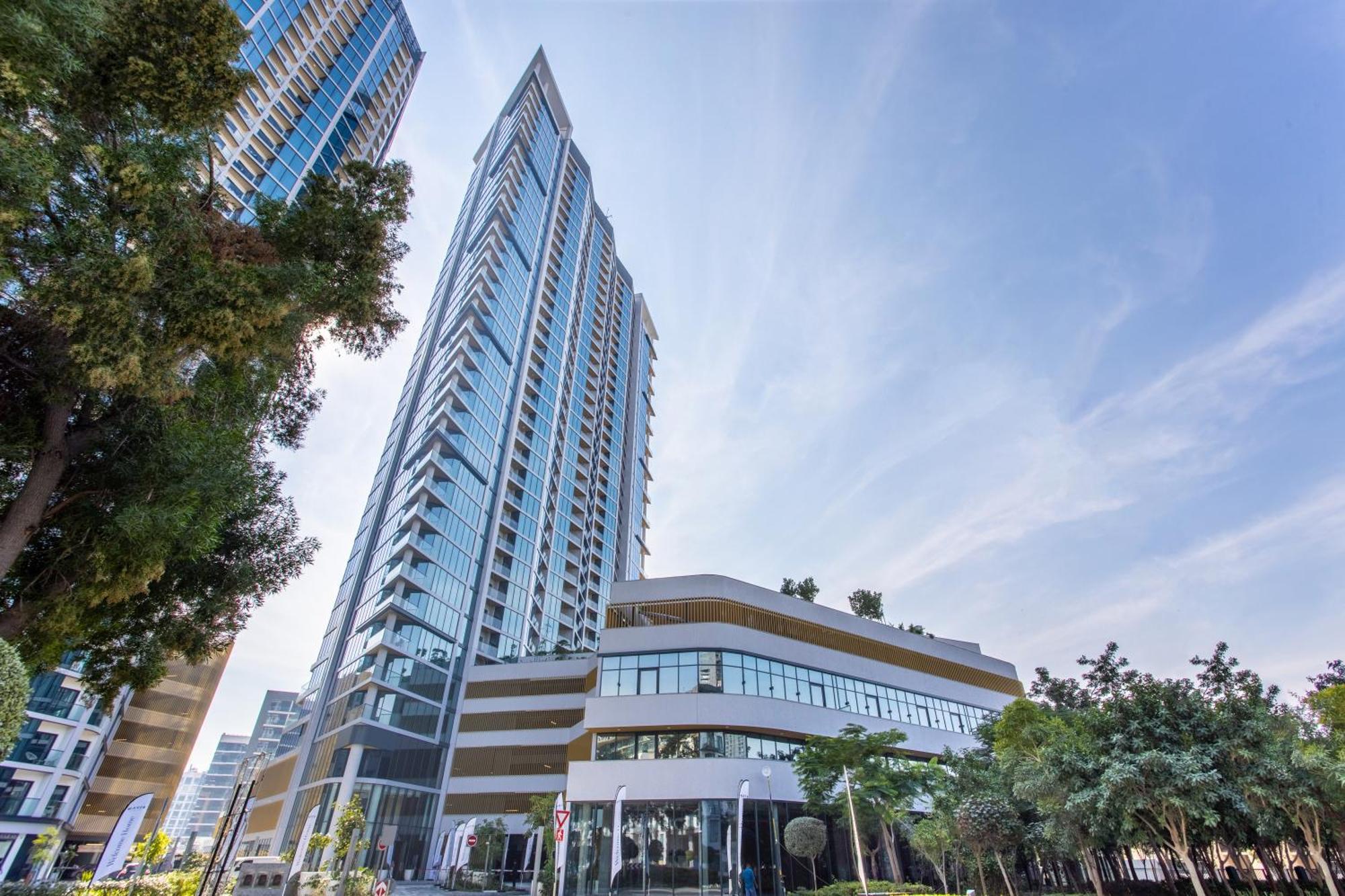 By Latinem Luxury 1br Wg1214 Near Burj Khalifa * Dubai