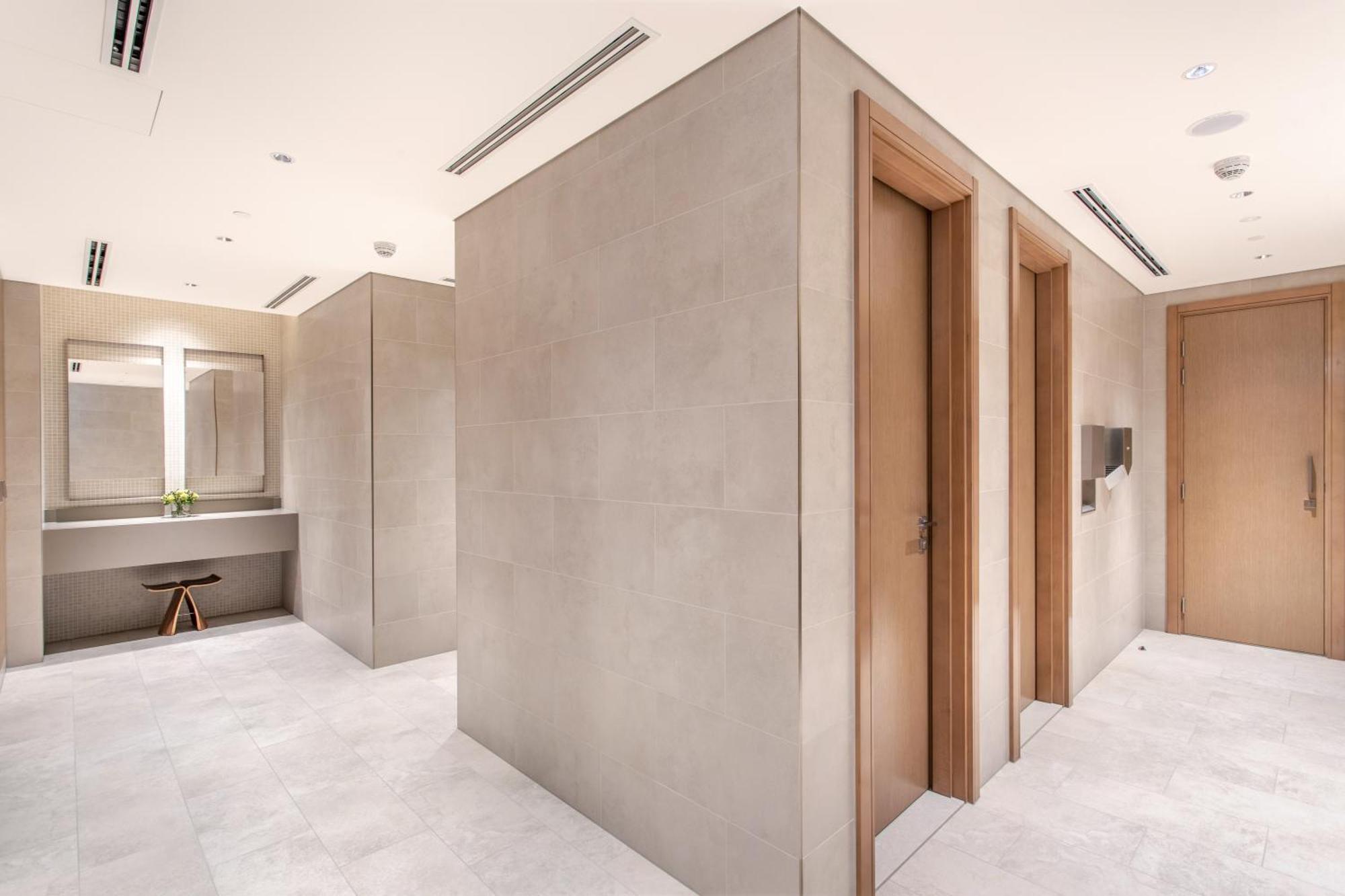 By Latinem Luxury 1br Wg1214 Near Burj Khalifa * Dubai